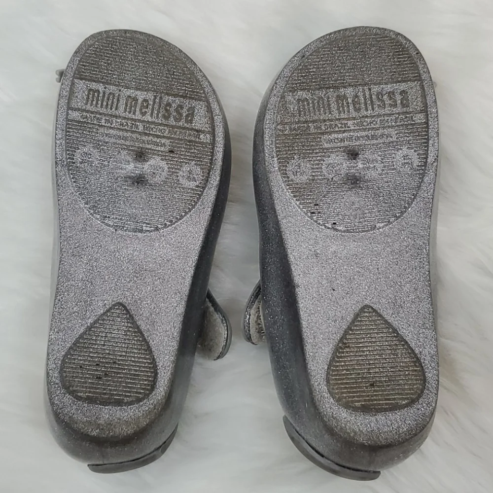 Mini Melissa cat gray dress shoes velcro girl size 9?